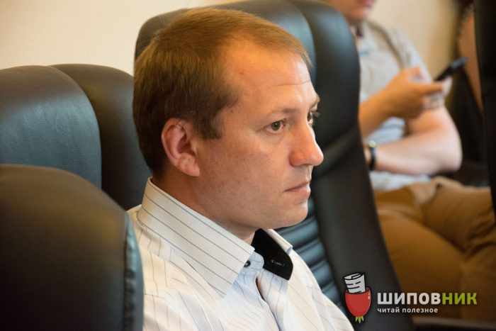 Юрий Степанец