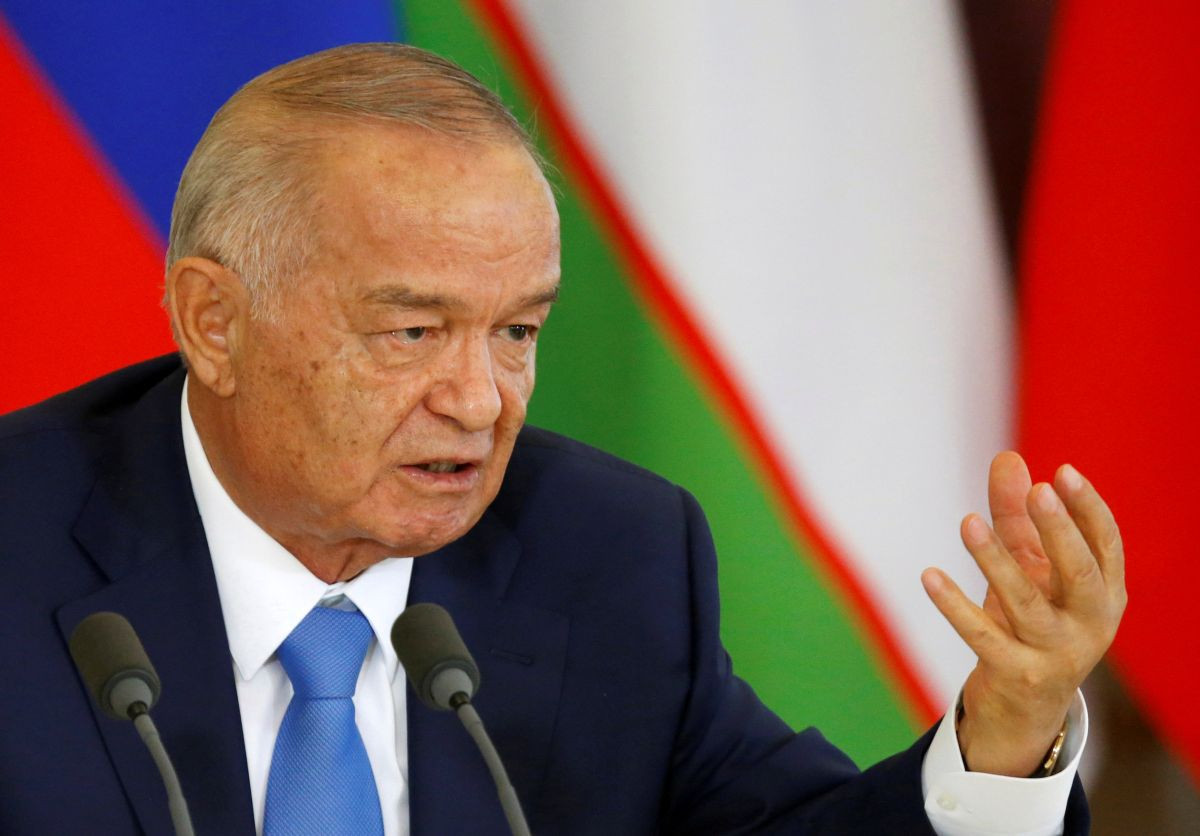 Uzbek President Karimov speaks during a joint news conference at the Kremlin in Moscow