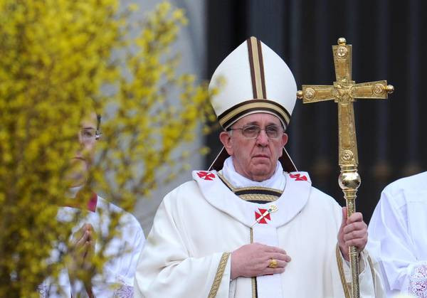 POPE: EASTER HOLY MASS