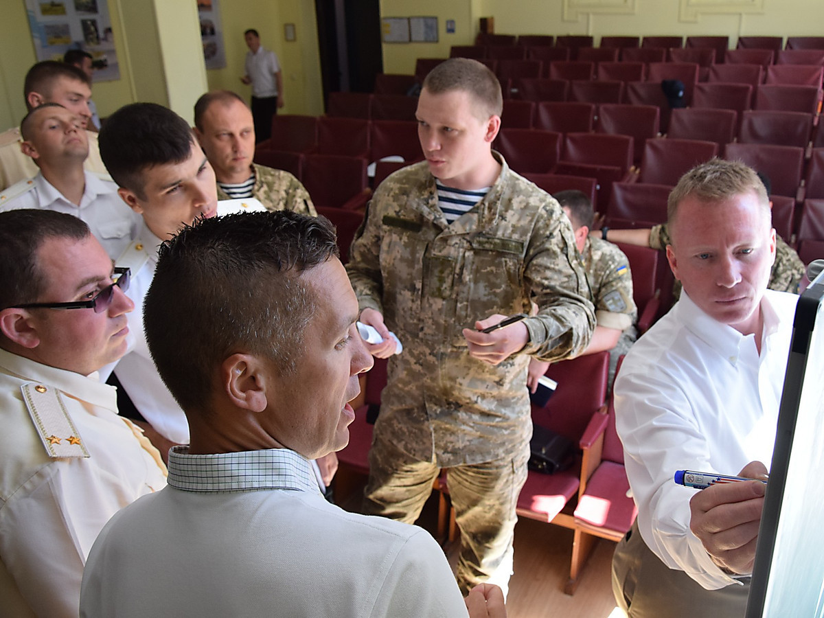 f7dd6a7fe851023e2c2542294ea97f34.i999x999x670E