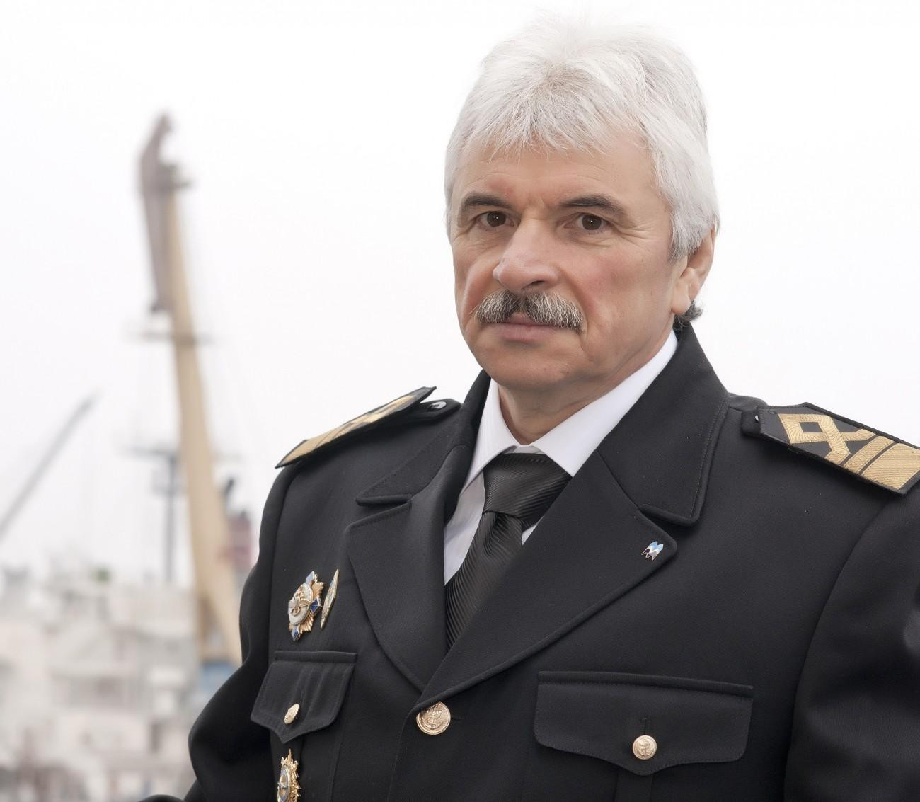 Новый начальник морпорта.