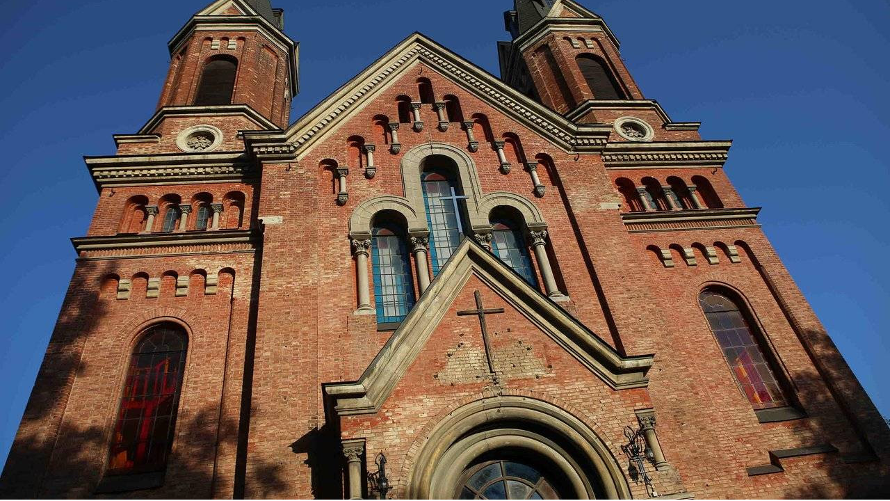st-joseph-catholic-church_16x9