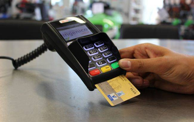 ec_cash_1750490_1920_650x410