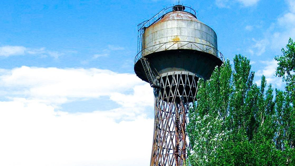 wikipedia.org-Vodonapornaja-bashnja-v-Nikolaeve-02-min_16x9