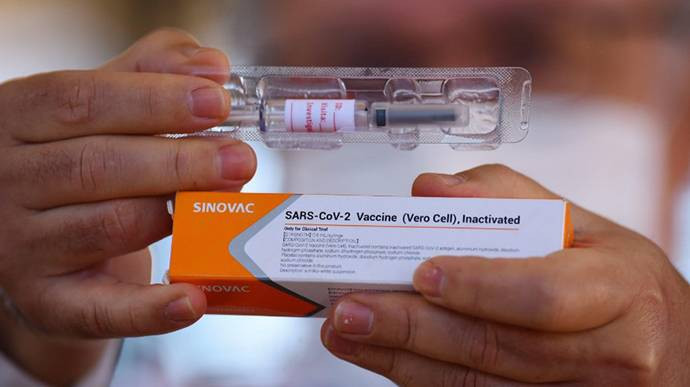 15df950-covid-vaccine-sinovac