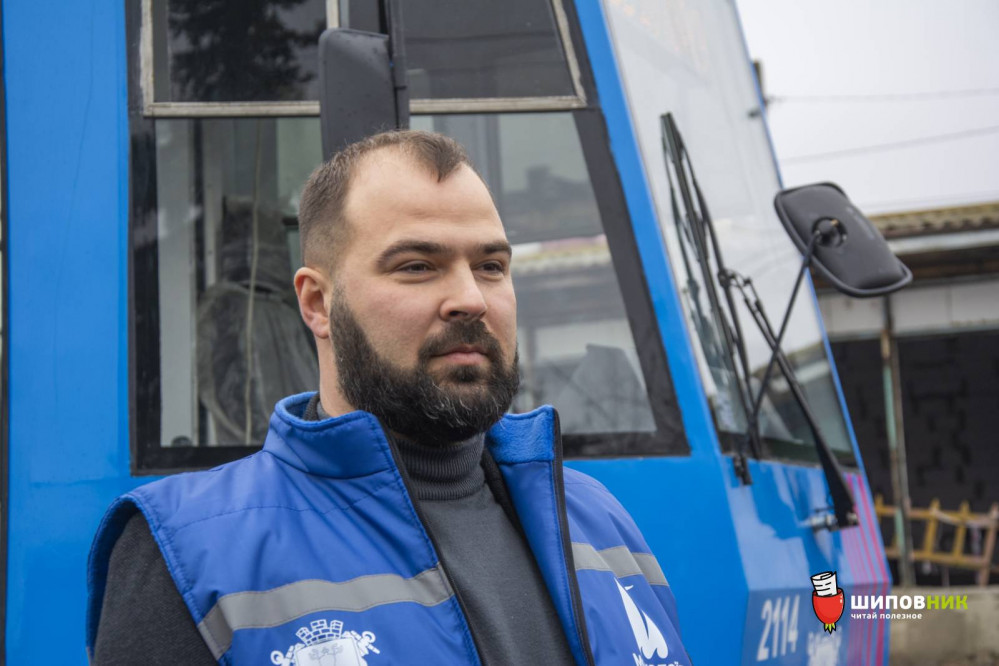 nikolaev-elektrotrans-smetana.jpg