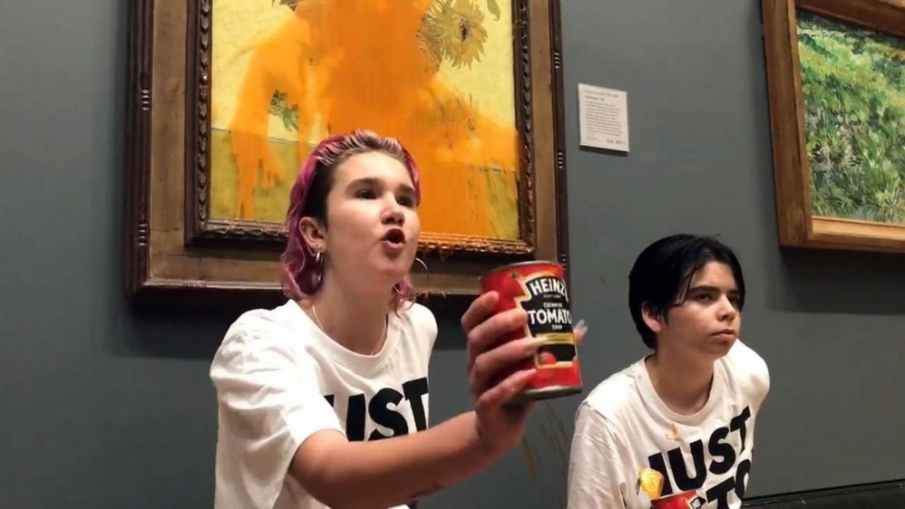 skynews-just-stop-oil-tomato-soup-5930472.jpeg