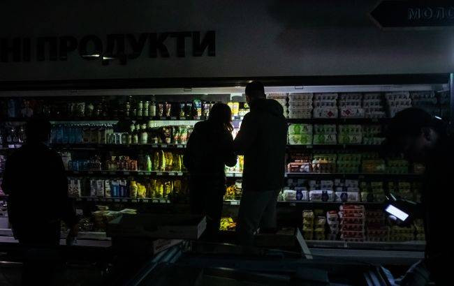 _magazin_supermarket_nemae_svitla_gettyimages_1437237560_4_650x410