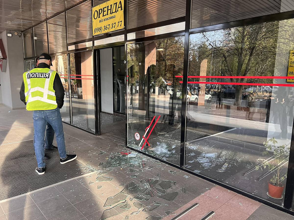 3c795781f2e4bf02c6c3981015761ac2.i999x999x670