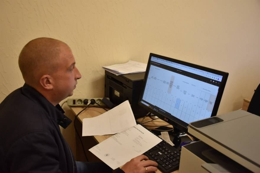 o_1hd699pco1no01840opt191bbjs8f