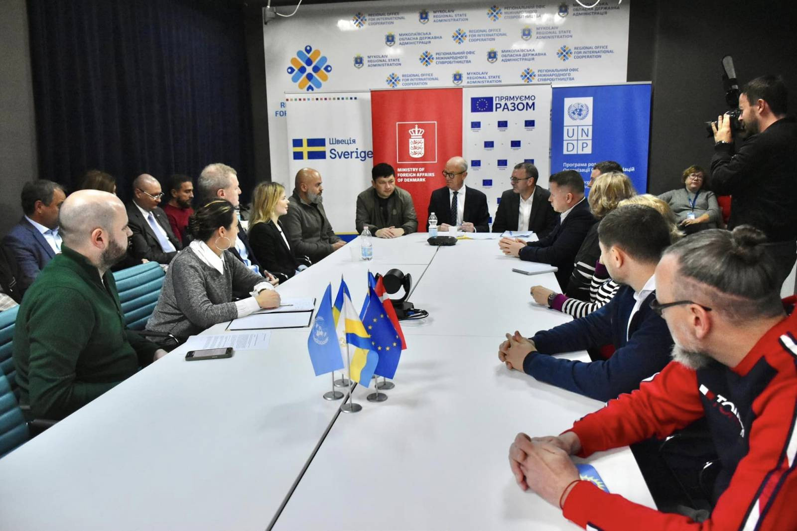 279057_6548ed9924fc60_77260729