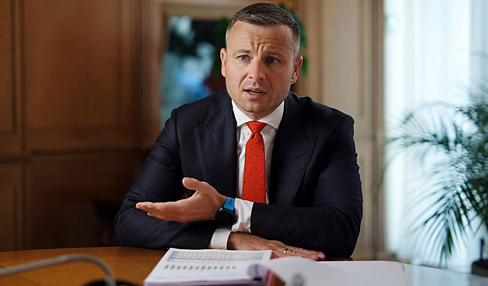 3f2e6300d081ae894d58f31609aa407c.i999x999x670