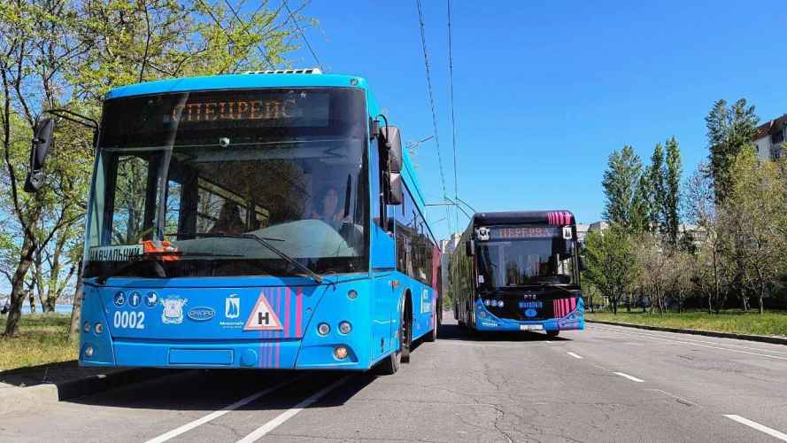 тролейбусик