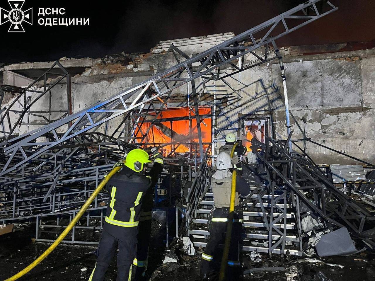 305585_683984eb644c43_72554543