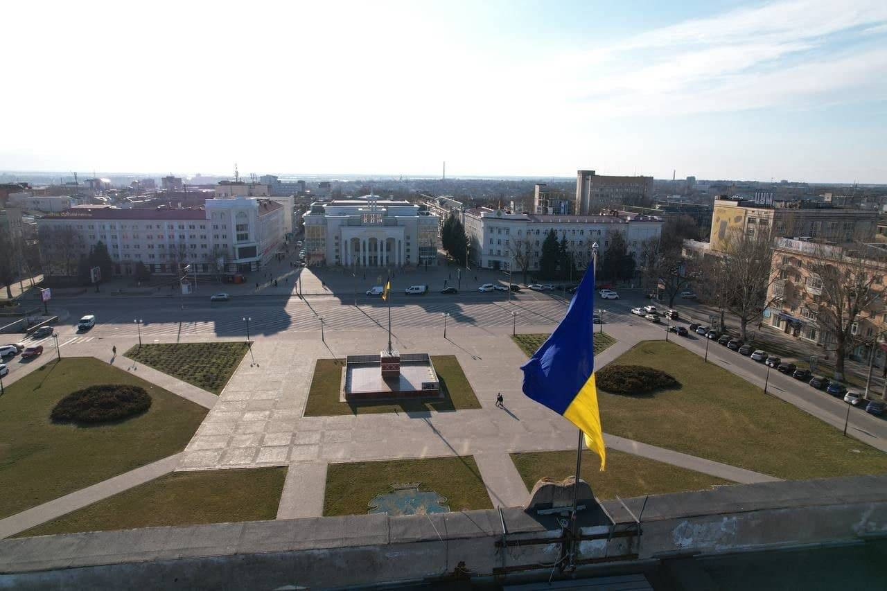 hersonska-oblasna-rada-photo_2022-02-25_17-59-38
