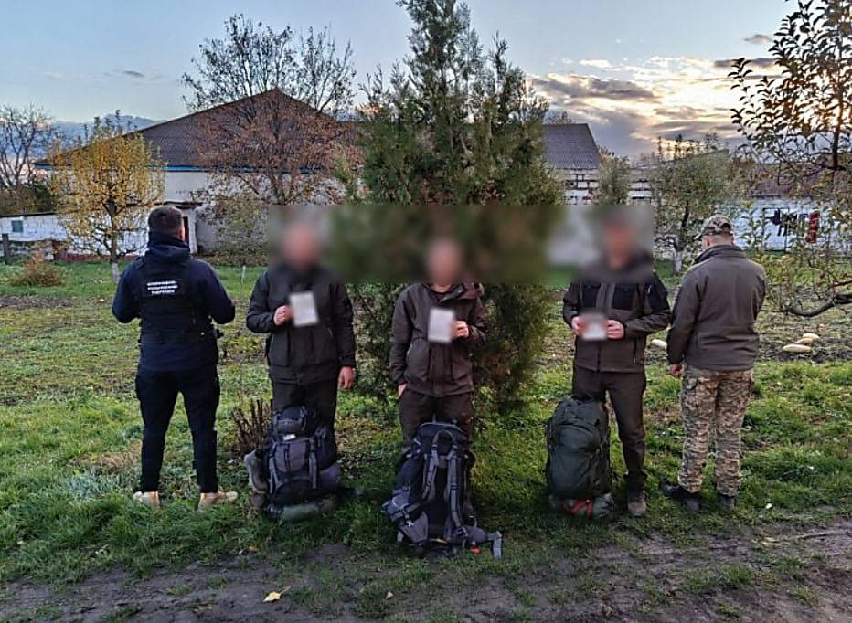 0fbd862f62bd34dce8427997a8c3911d.i999x999x670