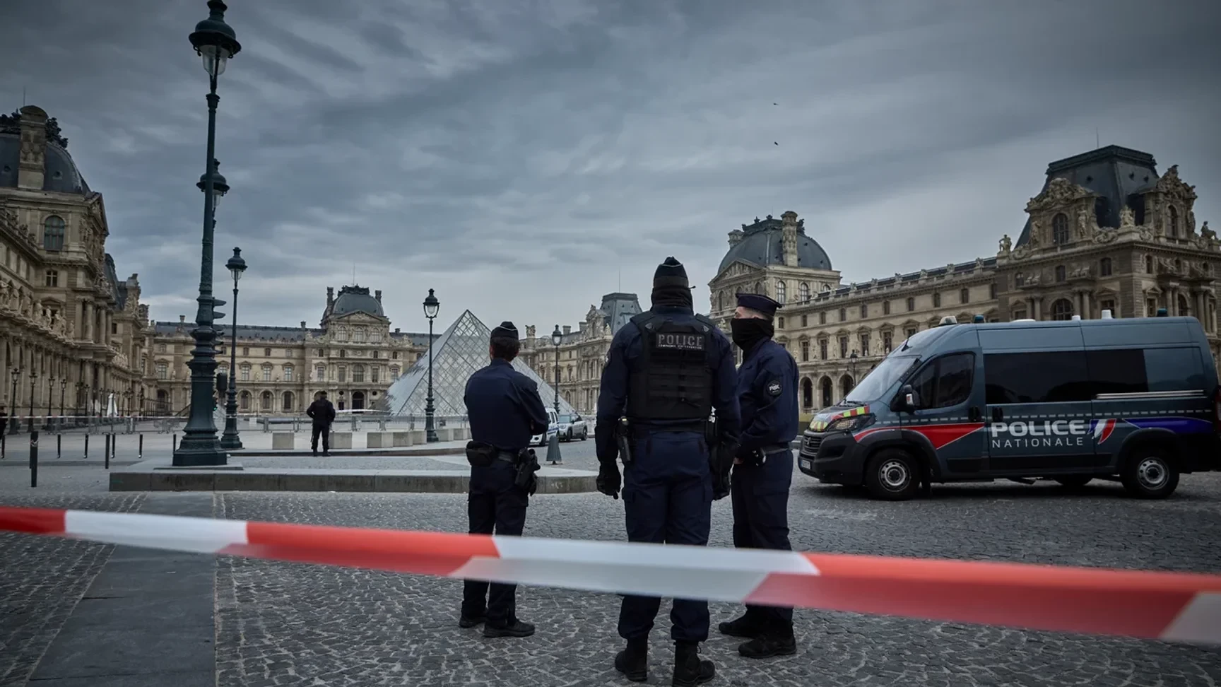 louvre