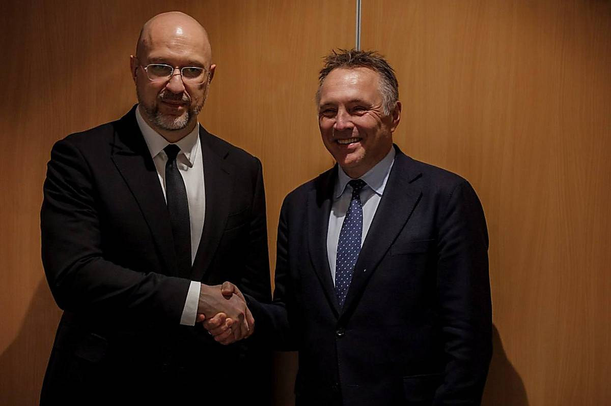 1a0bbf403ac0e605d99b4c12b4c8ba24.i999x999x670