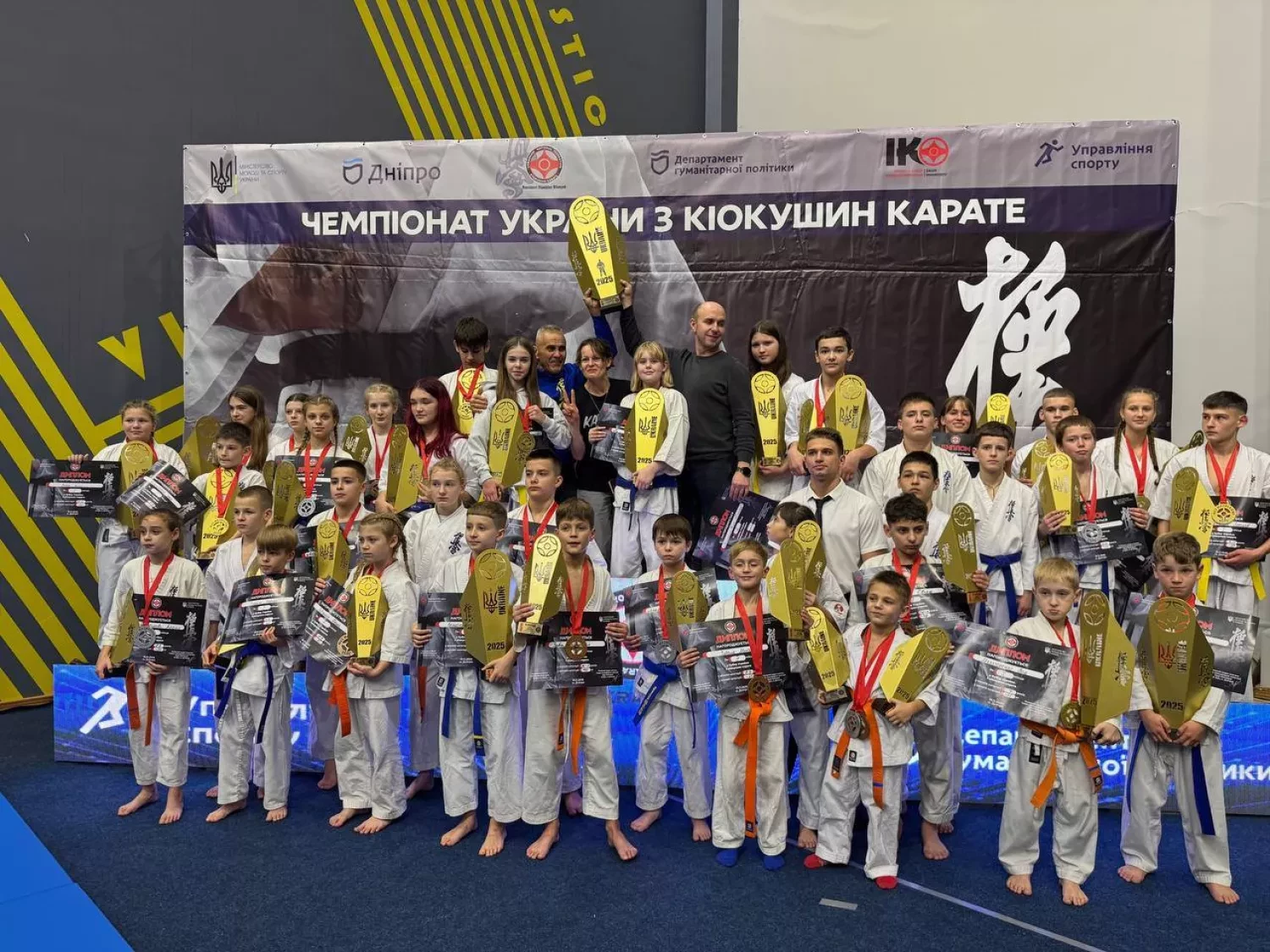 310696_6908c7ca461e43_19974691_1500