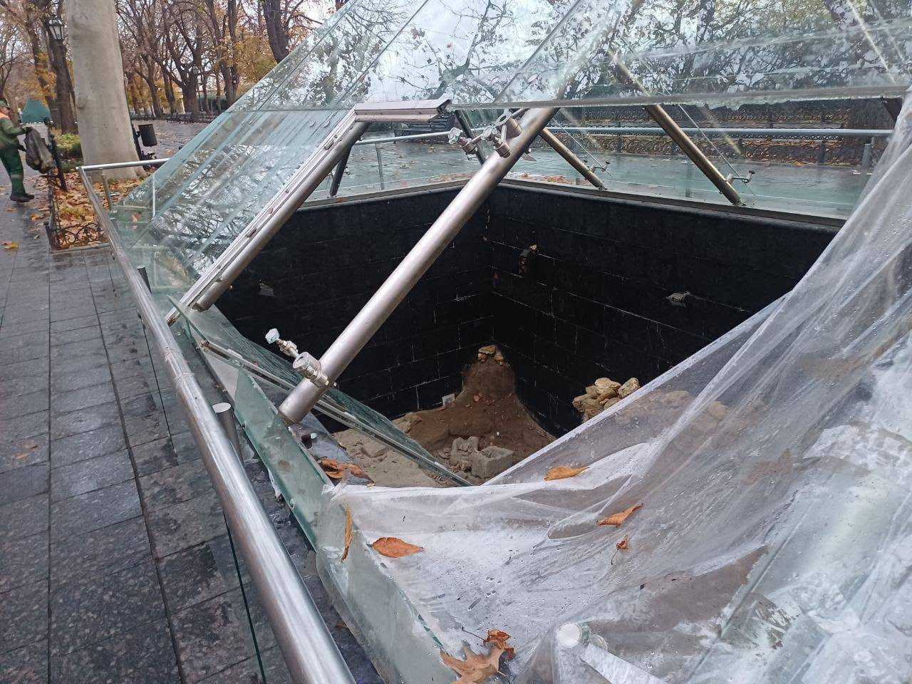 311273_691c22dd83e6e0_53354384