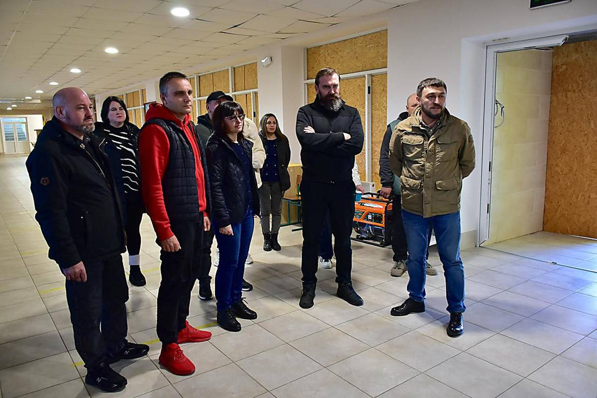 5638f1d75203e37a4f2ea8529bbe2e1f.i999x999x670E