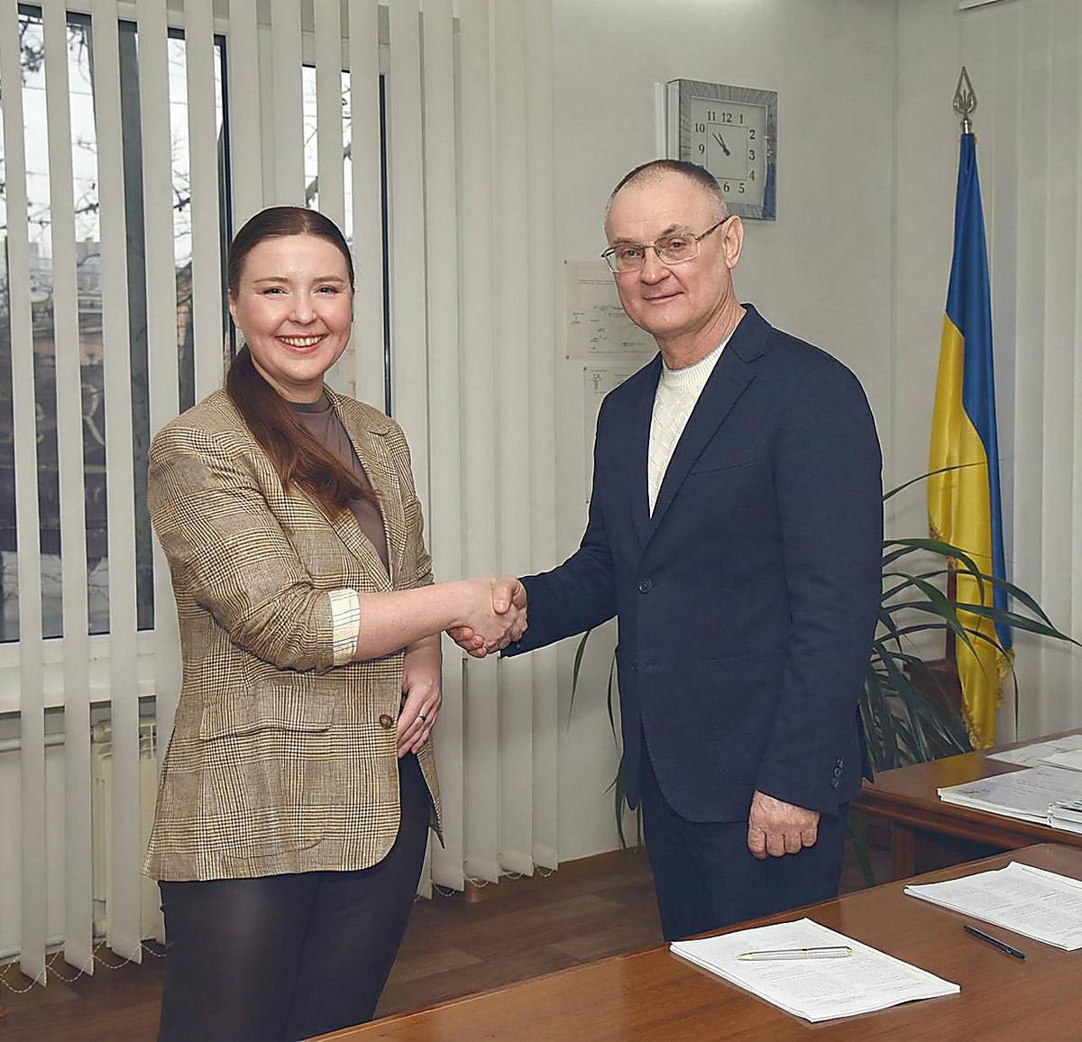 0ab1d4cdbdf5345cf21a281df4a660de.i999x999x670