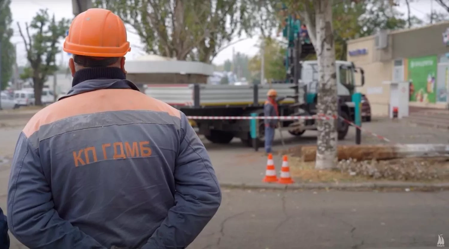 313056_695e398381fe12_00256047_1500