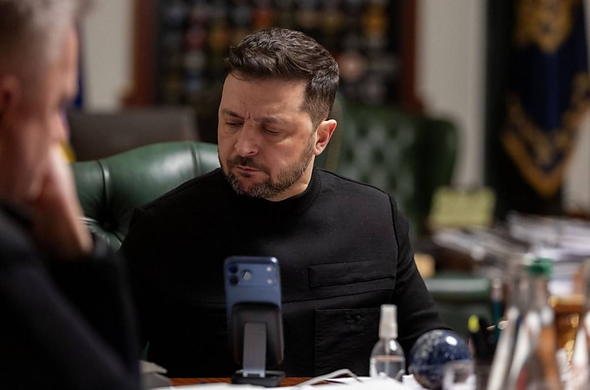 aac6753dc13693a3979ef08d0a35d4c4.i999x999x670