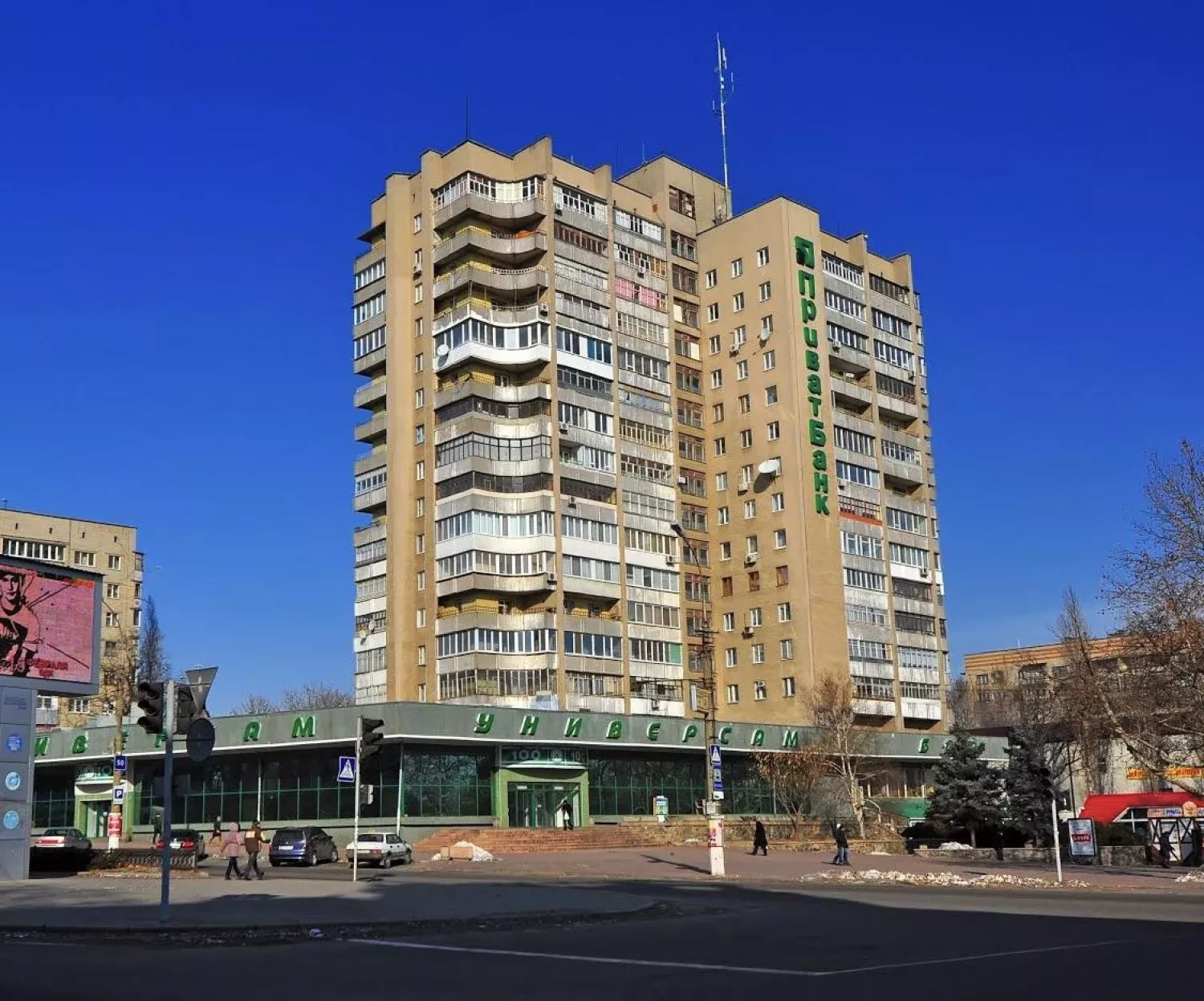 314660_698854751ed371_25914320_1500