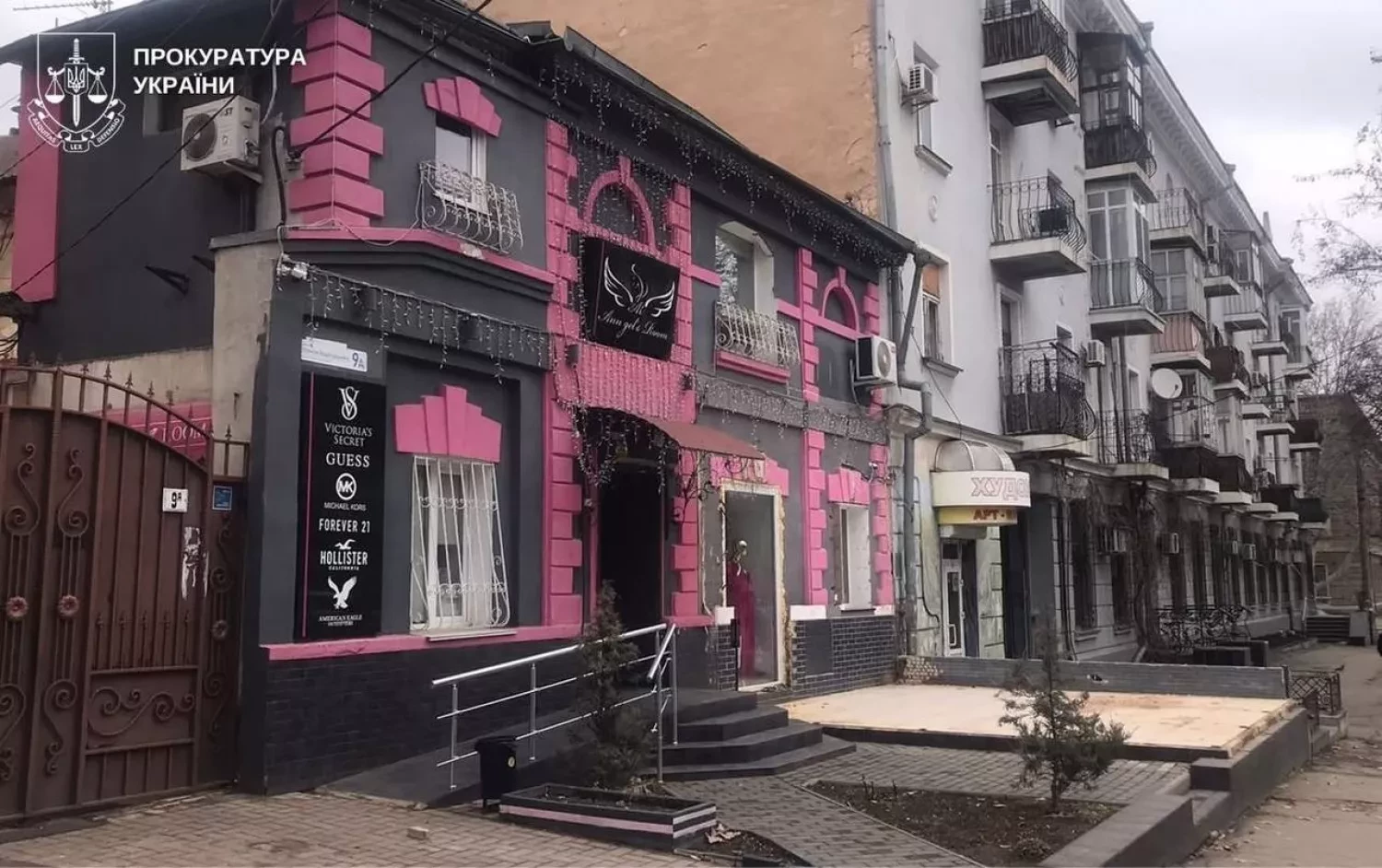 315467_69a0462b1019d4_00747889_1500