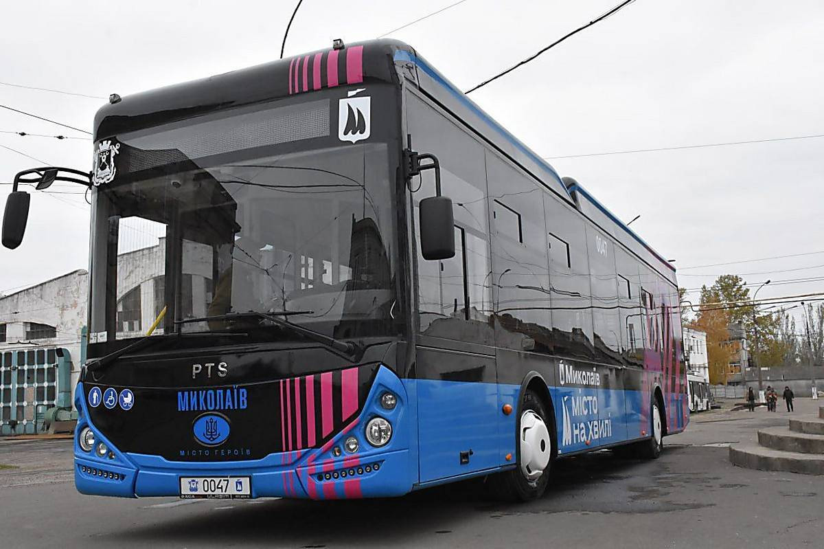 a7898e6b3b6f798586a492fcd8f2f956.i999x999x670