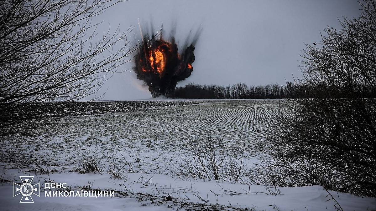 f51af8db00279913fc6b7ce239dc11b3.i999x999x670