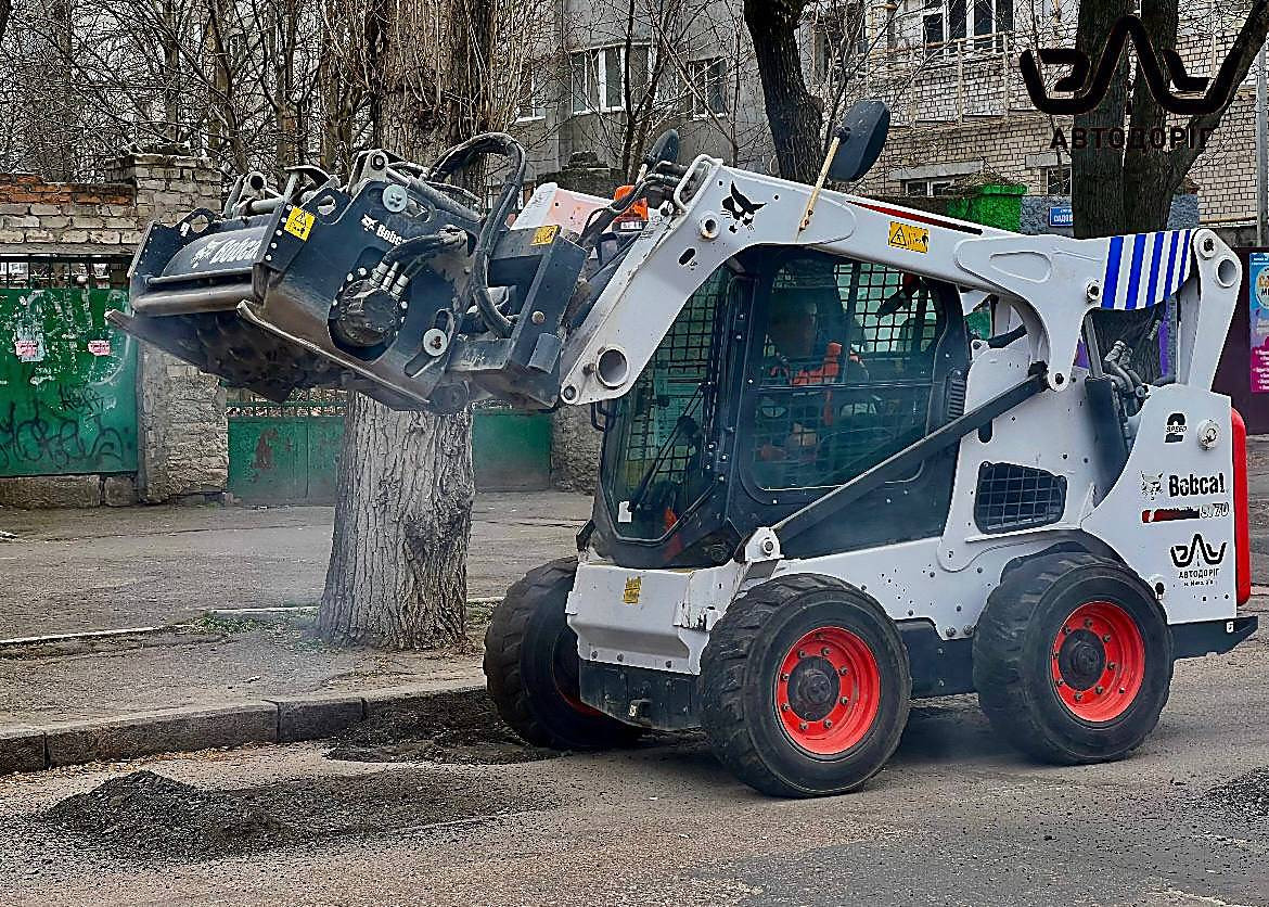 25096b6cb3414f1238d36dc20d362f82.i999x999x670