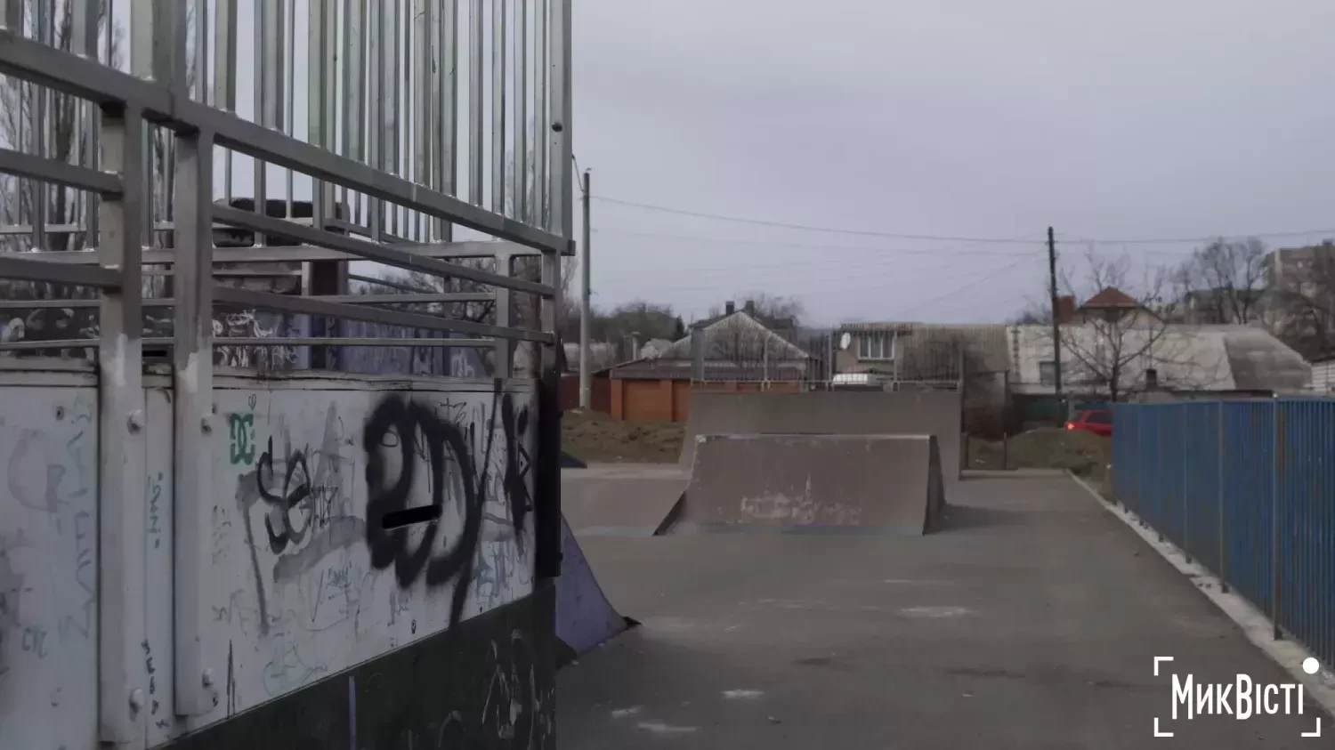 316605_69c86793341f67_32374365_1500