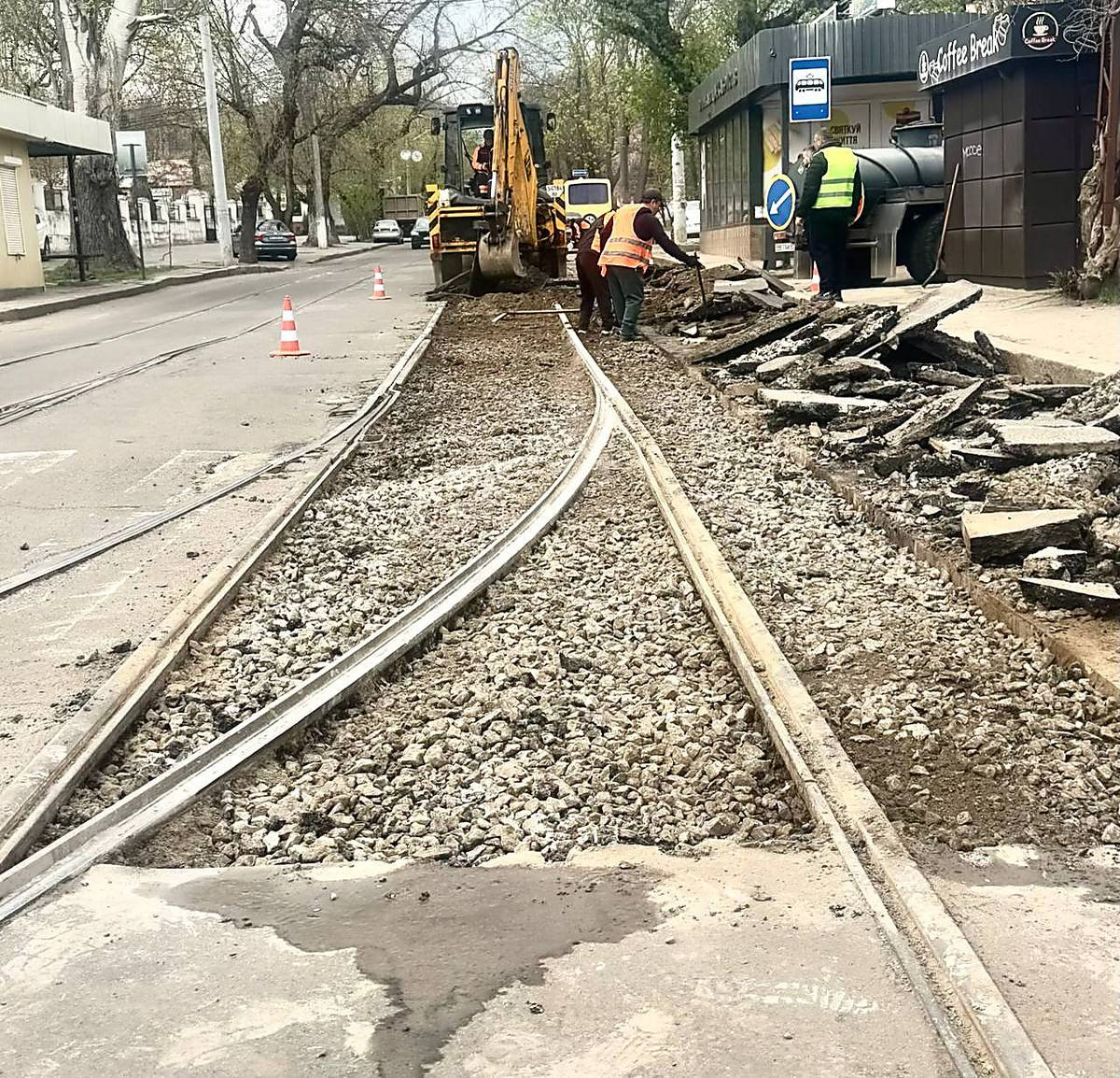 f2d31c5f7fab79b91fe91fb0d8de52ef.i999x999x670