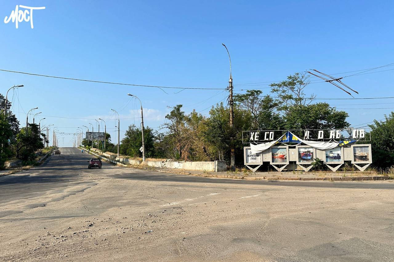 photo_5226520813623178275_y