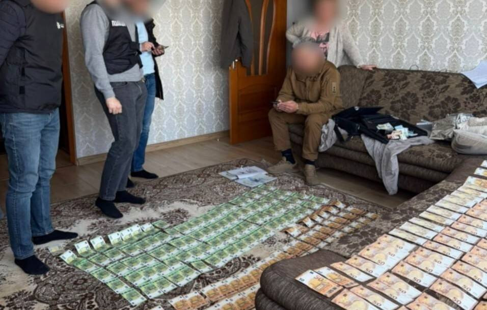 236212-1_large