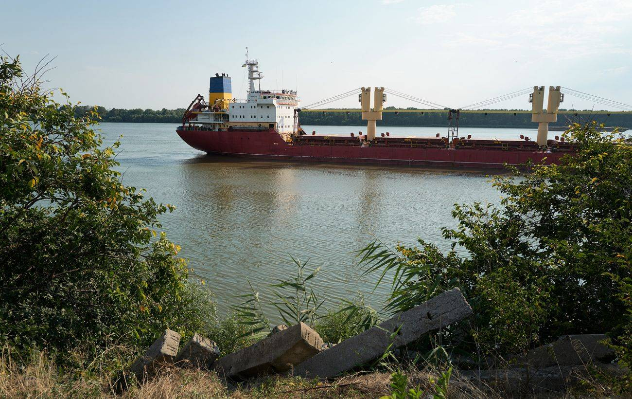 shho-vidbuvayetsya-z-frahtom-flotom-i-kanalom-sulina.-intervyu-z-operaczijnoyu-menedzherkoyu-avalon-shipping